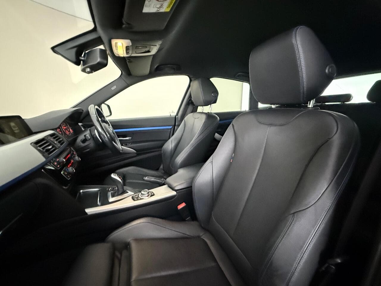 BMW 3 Series Gran Turismo thumbnail Seat Front Passenger