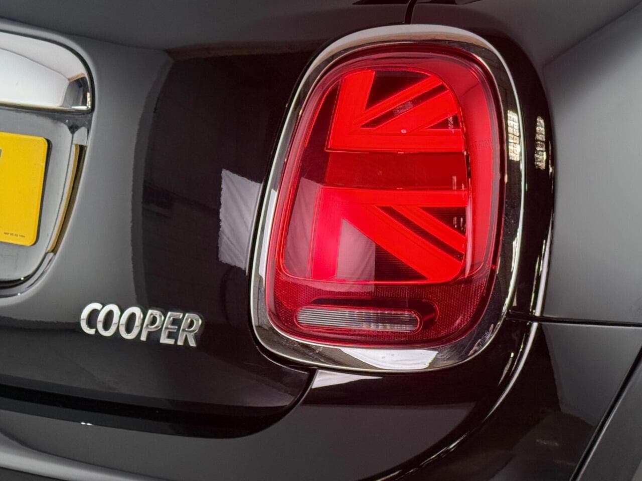 MINI Hatch thumbnail Lights Rear