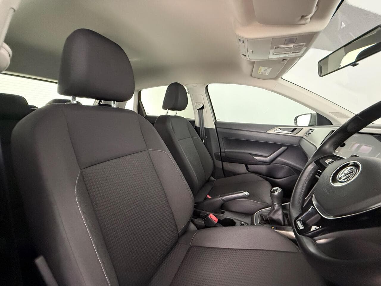 Volkswagen Polo thumbnail Seat Driver
