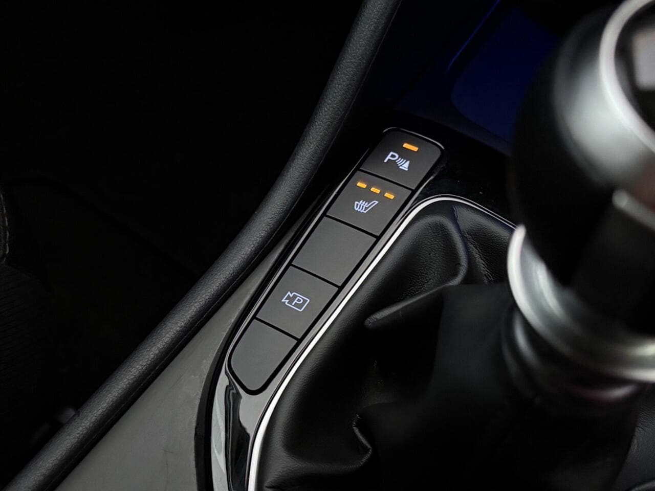 Hyundai TUCSON thumbnail Misc Controls