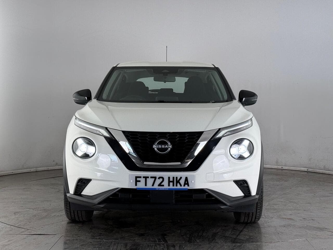 Nissan Juke thumbnail Front