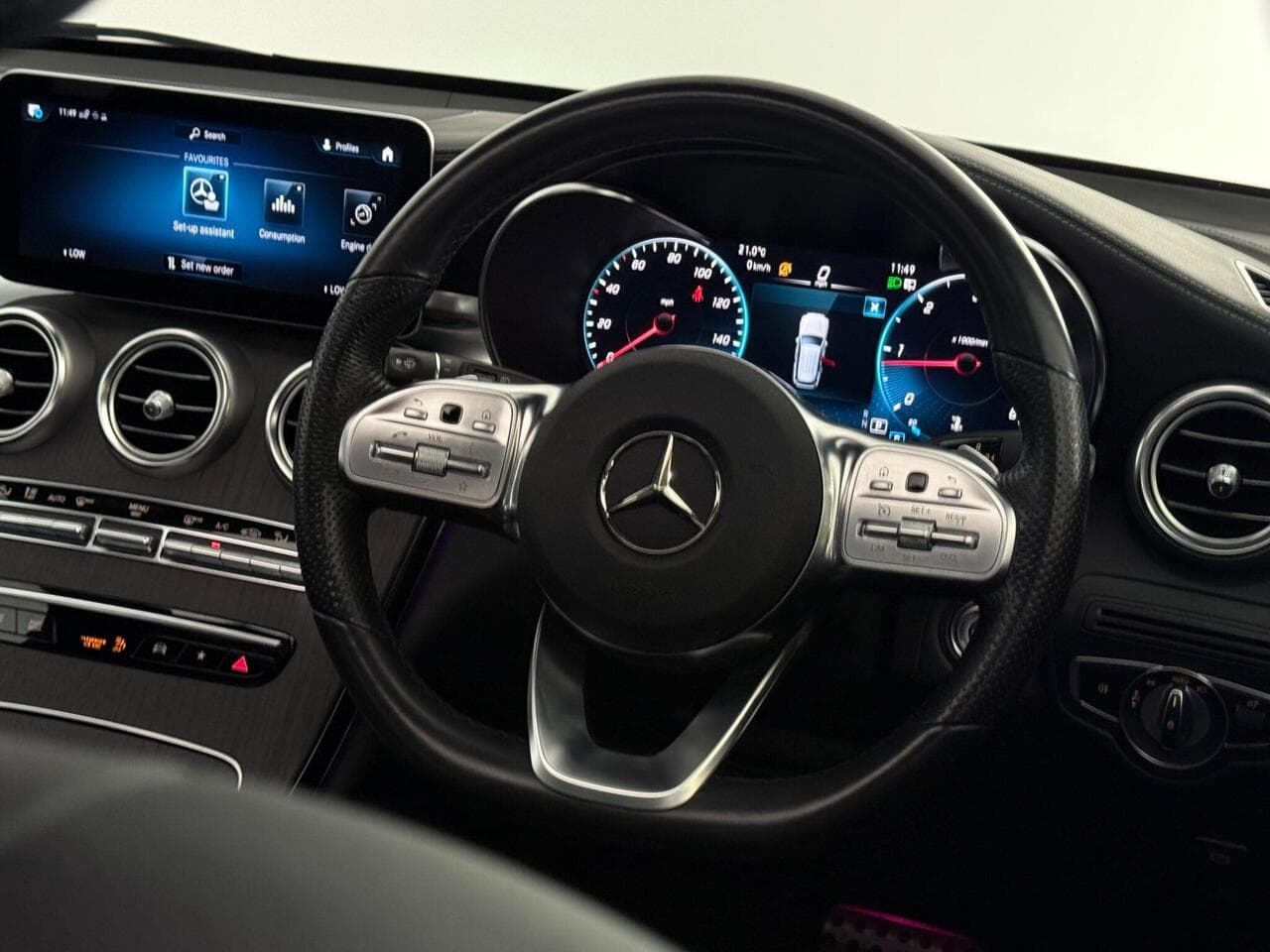 Mercedes-Benz GLC thumbnail Steering Wheel