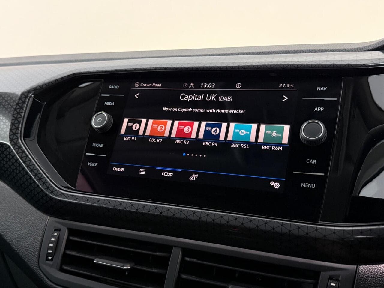 Volkswagen T-Cross thumbnail Infotainment System