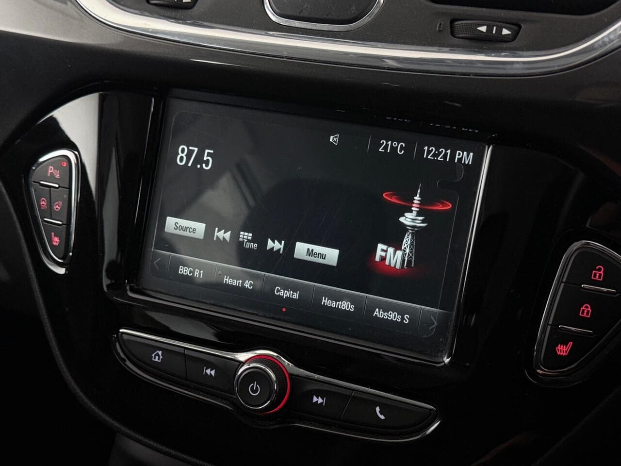 Vauxhall Corsa thumbnail Infotainment System