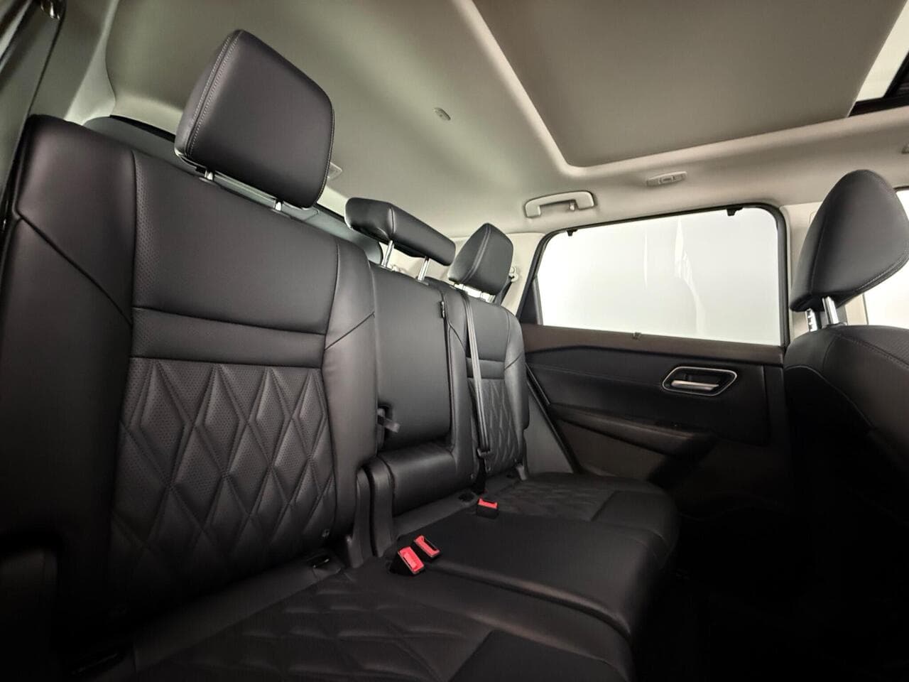 Nissan X-Trail thumbnail Seats Rear