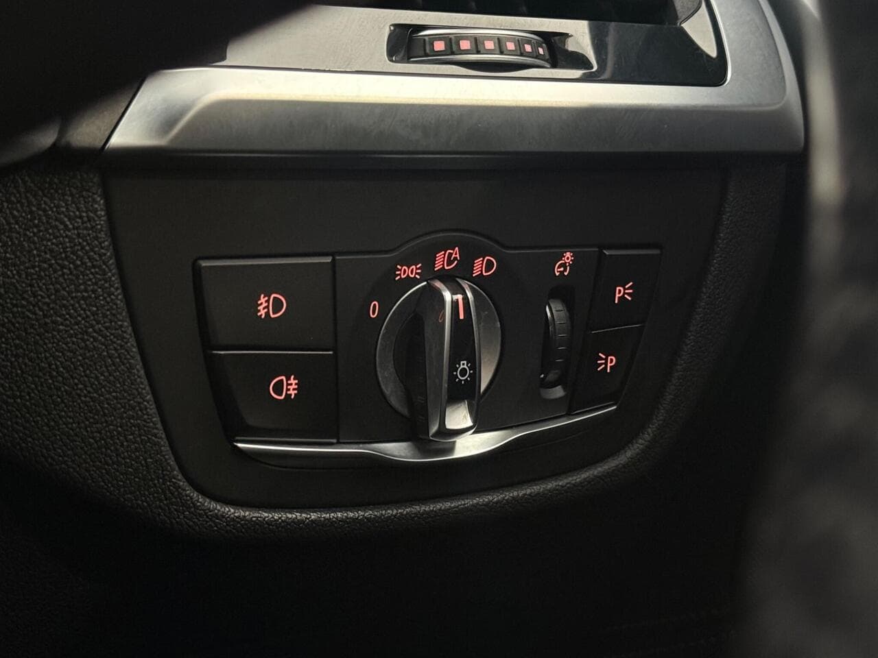 BMW X3 thumbnail Misc Controls
