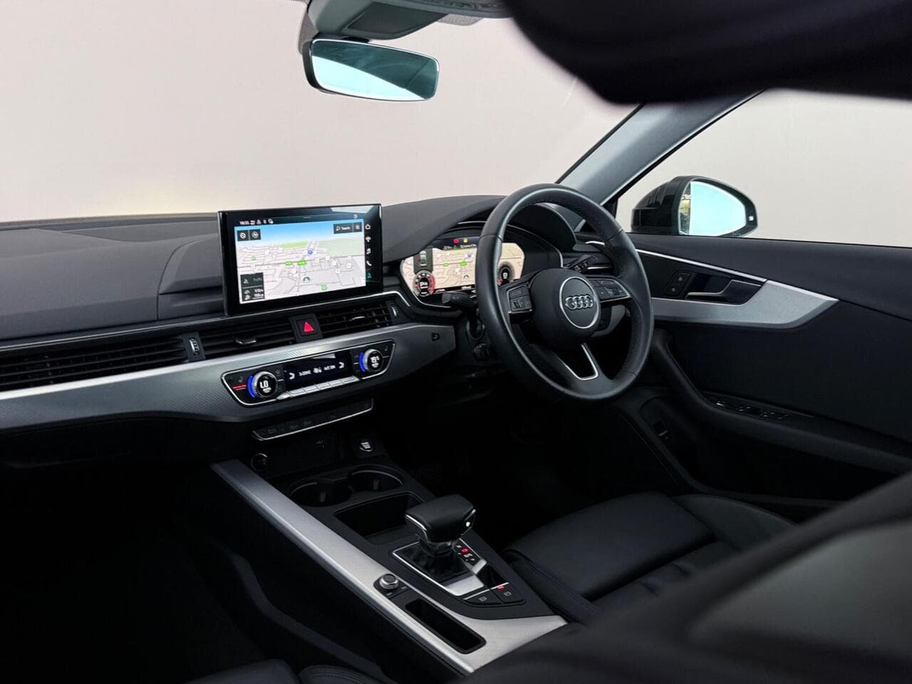Audi A4 thumbnail Interior Front
