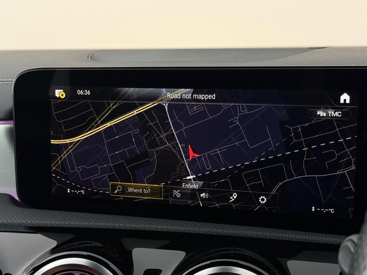 Mercedes-Benz CLA thumbnail Infotainment System