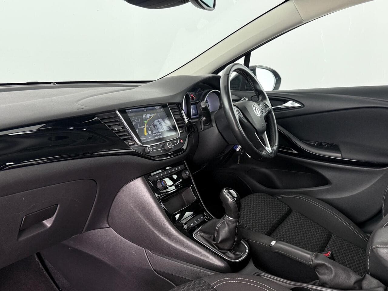 Vauxhall Astra thumbnail Interior Front