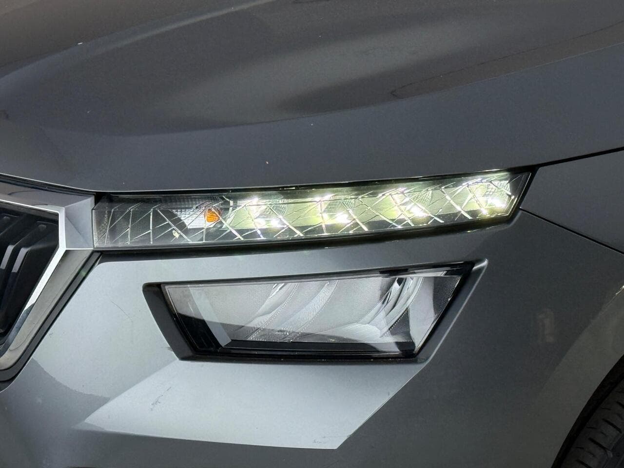Skoda Kamiq thumbnail Lights Front
