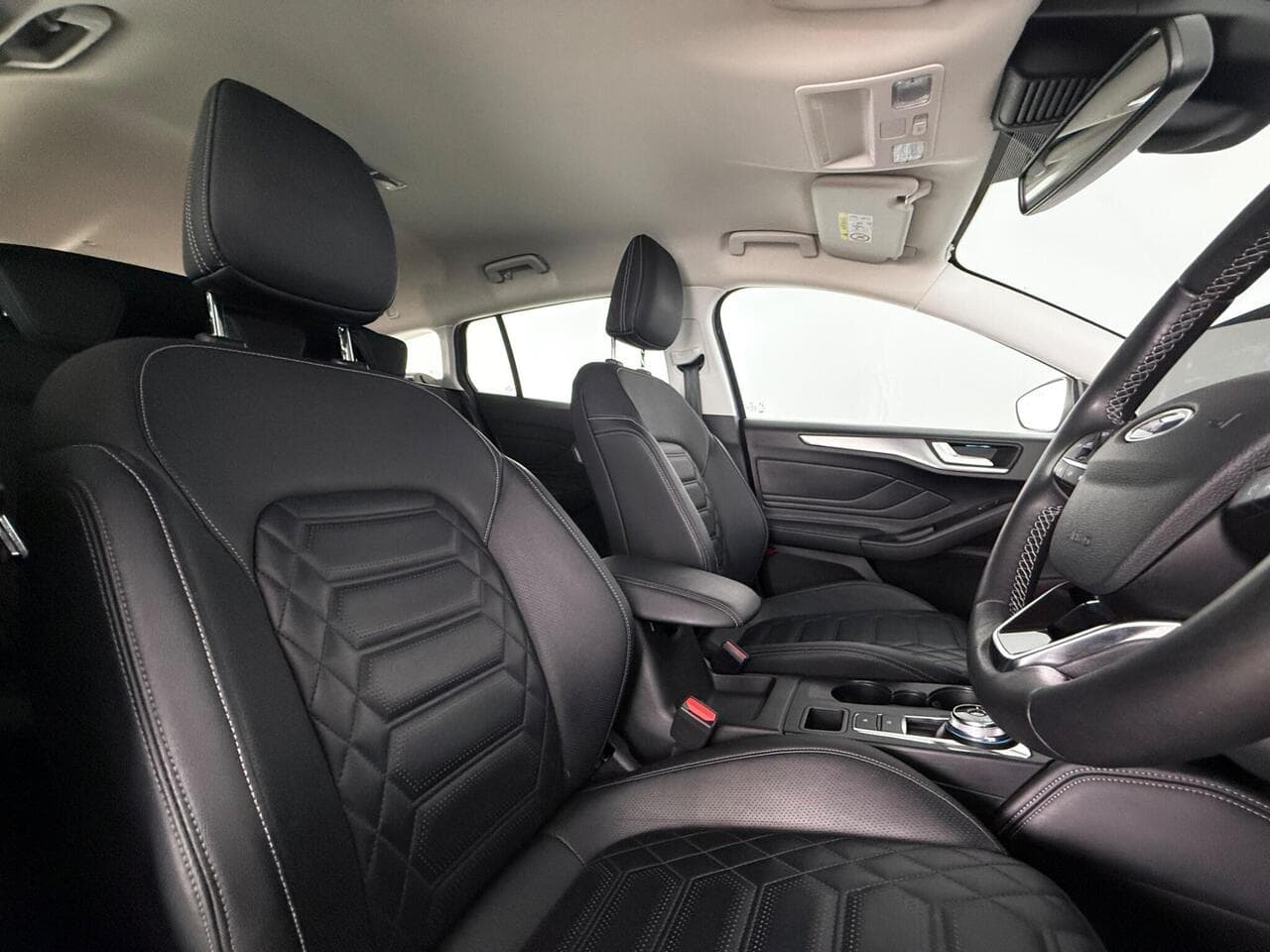 Ford Focus thumbnail Seat Driver