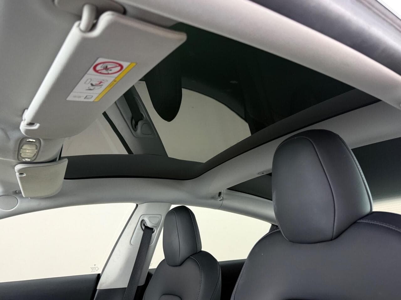 Tesla Model 3 thumbnail Inconclusive