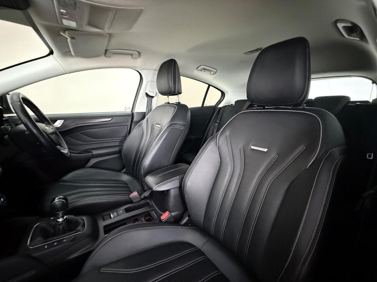 Ford Focus thumbnail Seat Front Passenger
