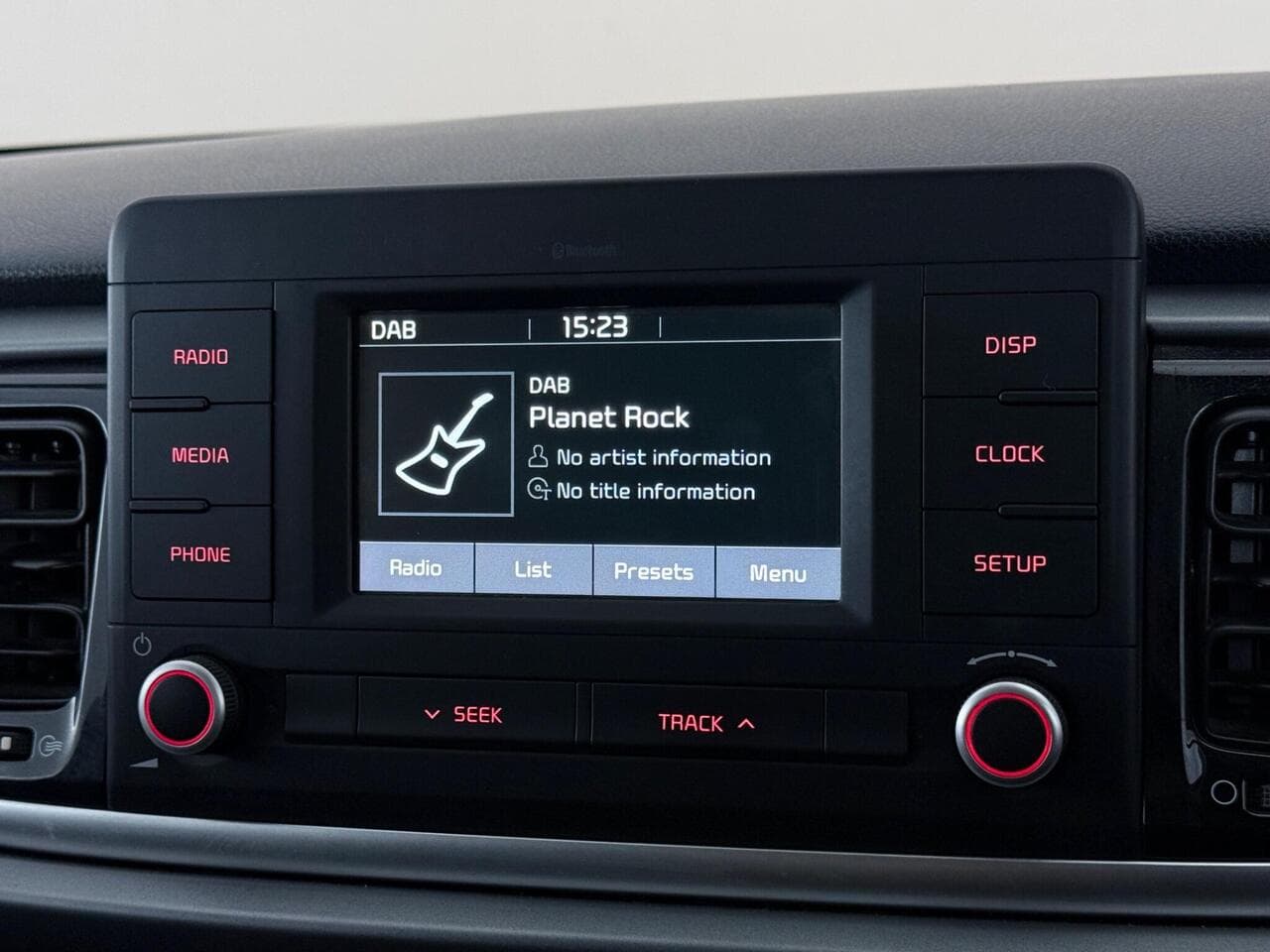 Kia Rio thumbnail Infotainment System