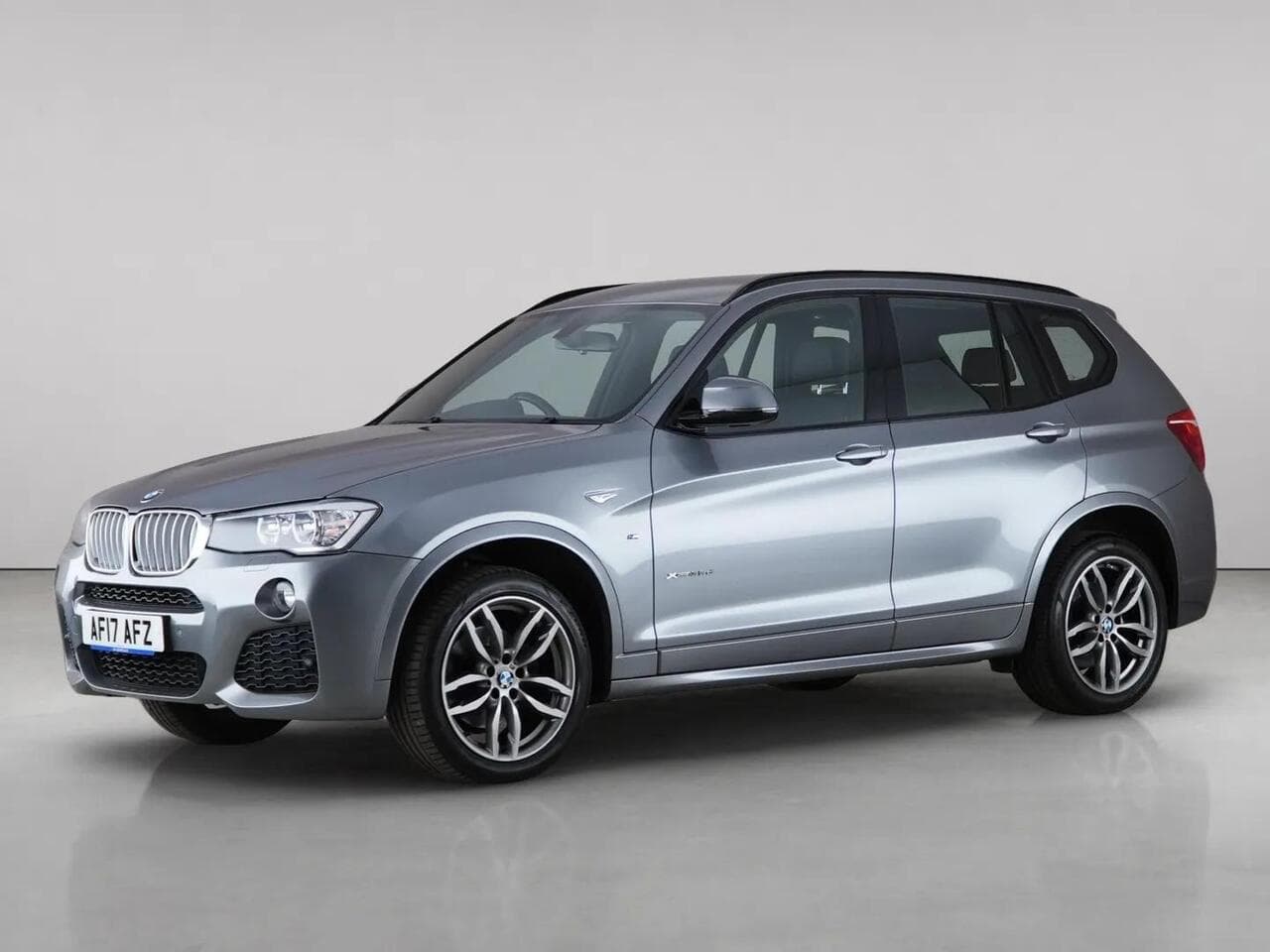 BMW X3 thumbnail Front Left