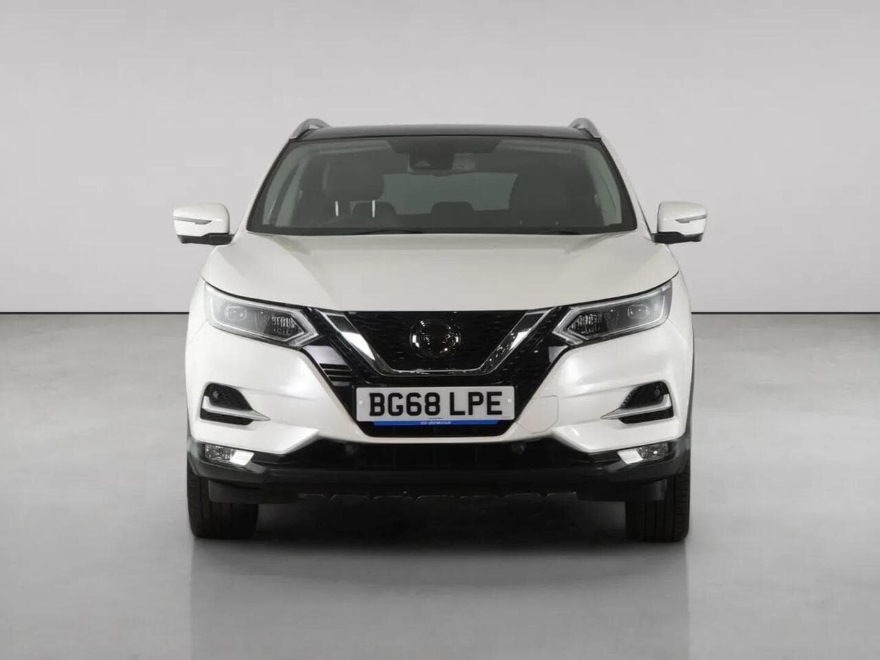 Nissan Qashqai thumbnail Front