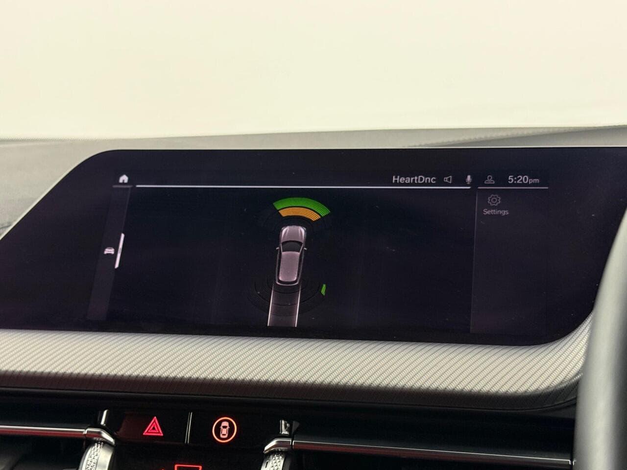 BMW 1 Series thumbnail Infotainment System