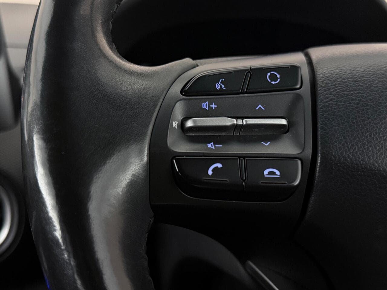 Hyundai KONA thumbnail Misc Controls