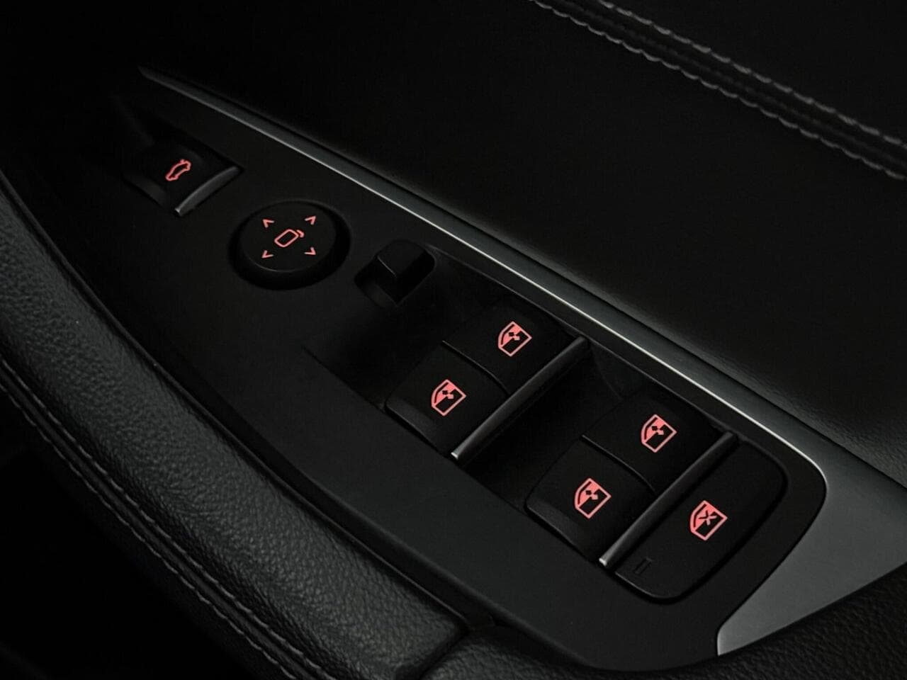 BMW X3 thumbnail Misc Controls