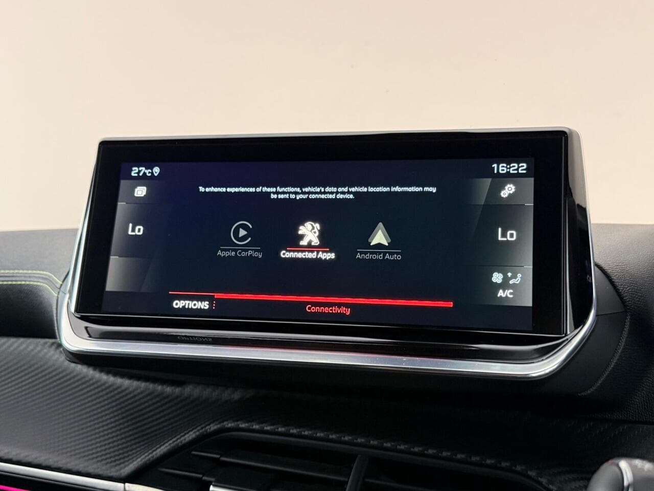 Peugeot 2008 thumbnail Infotainment System