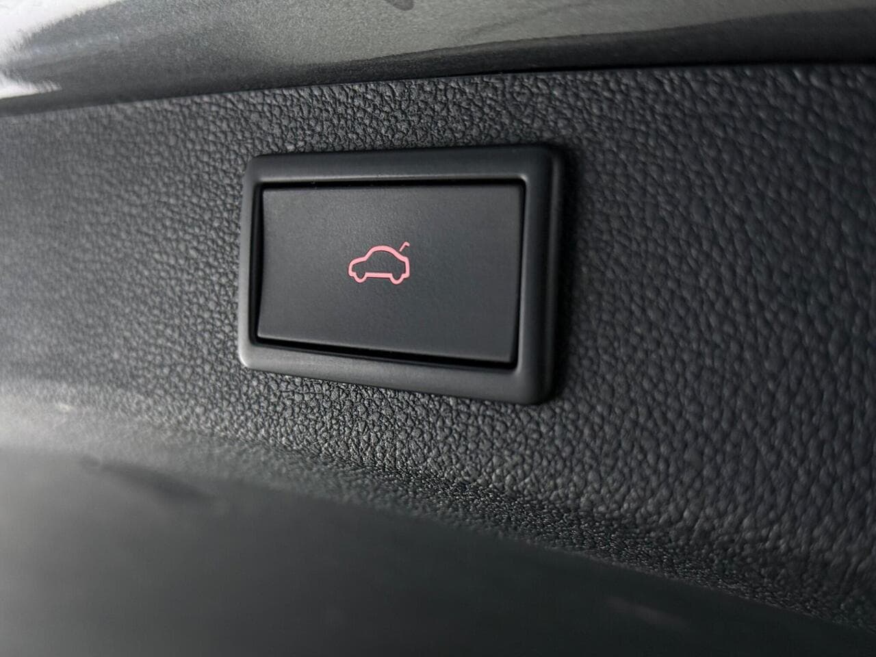 Skoda Kodiaq thumbnail Misc Controls