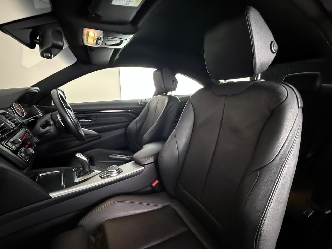BMW 4 Series thumbnail Seat Front Passenger