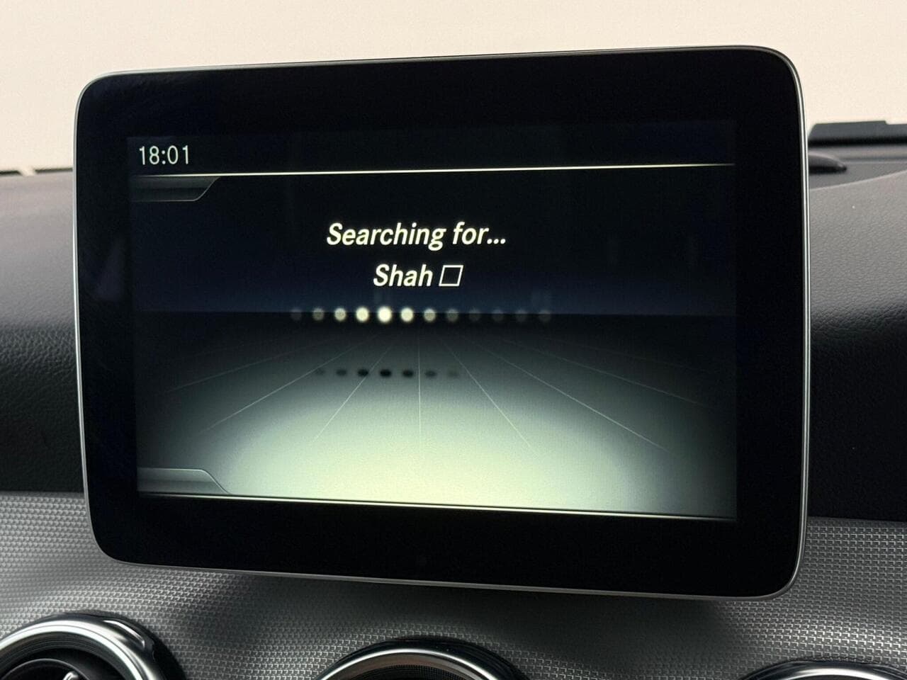 Mercedes-Benz GLA thumbnail Infotainment System