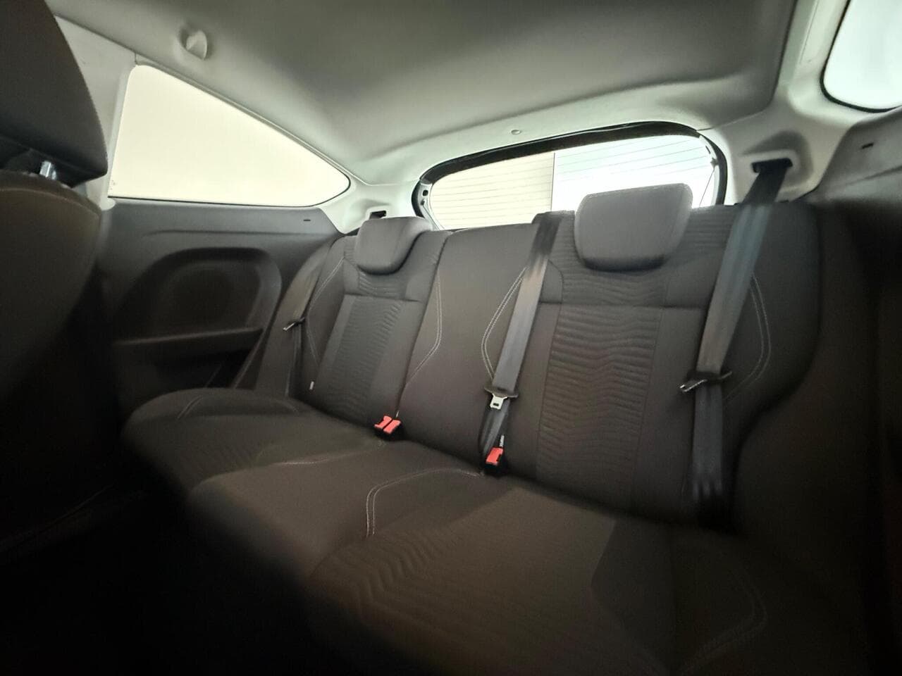 Ford Fiesta thumbnail Seats Rear