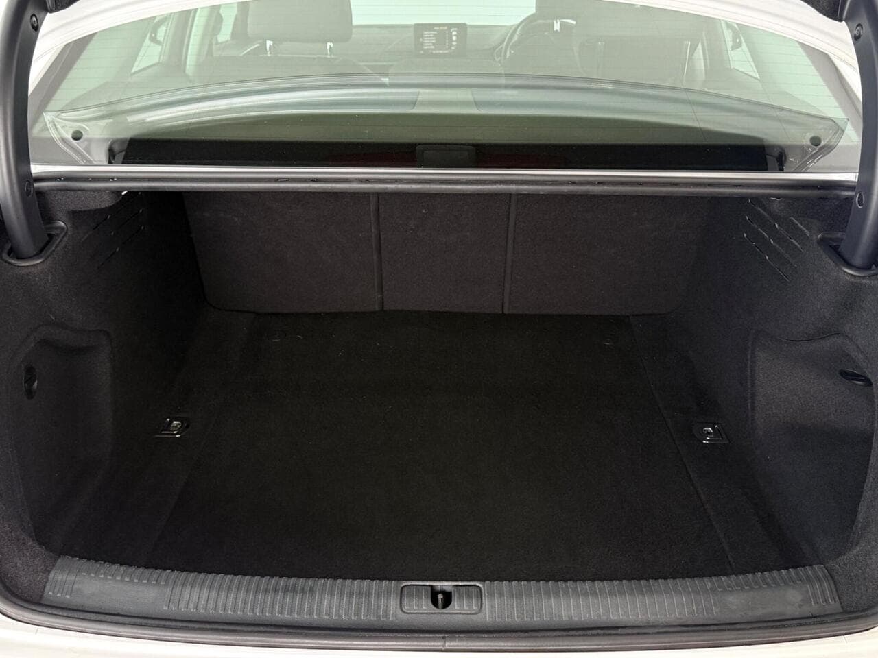 Audi A4 thumbnail Boot