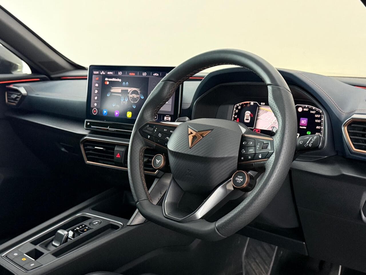 CUPRA Formentor thumbnail Interior Front