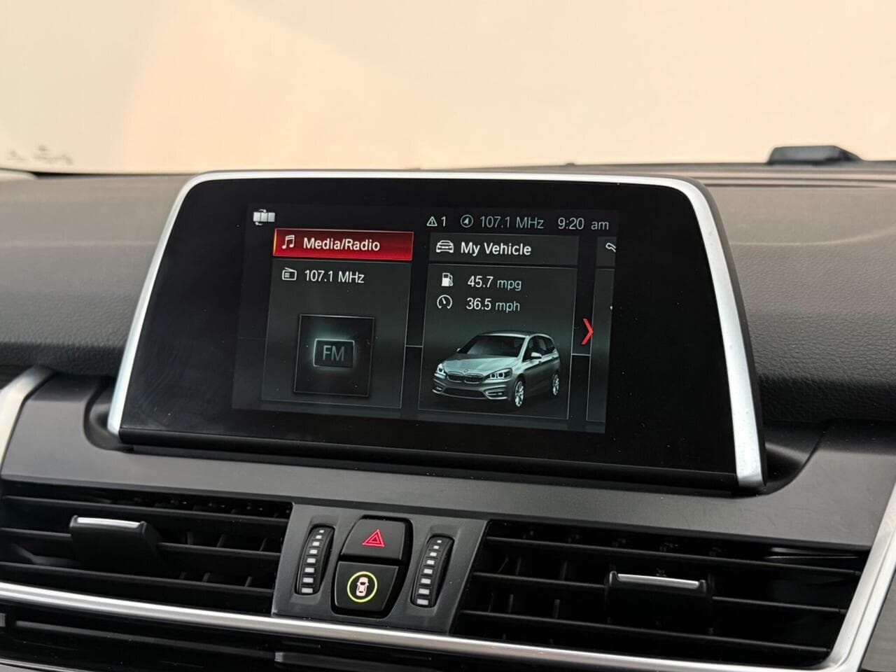 BMW 2 Series Gran Tourer thumbnail Infotainment System