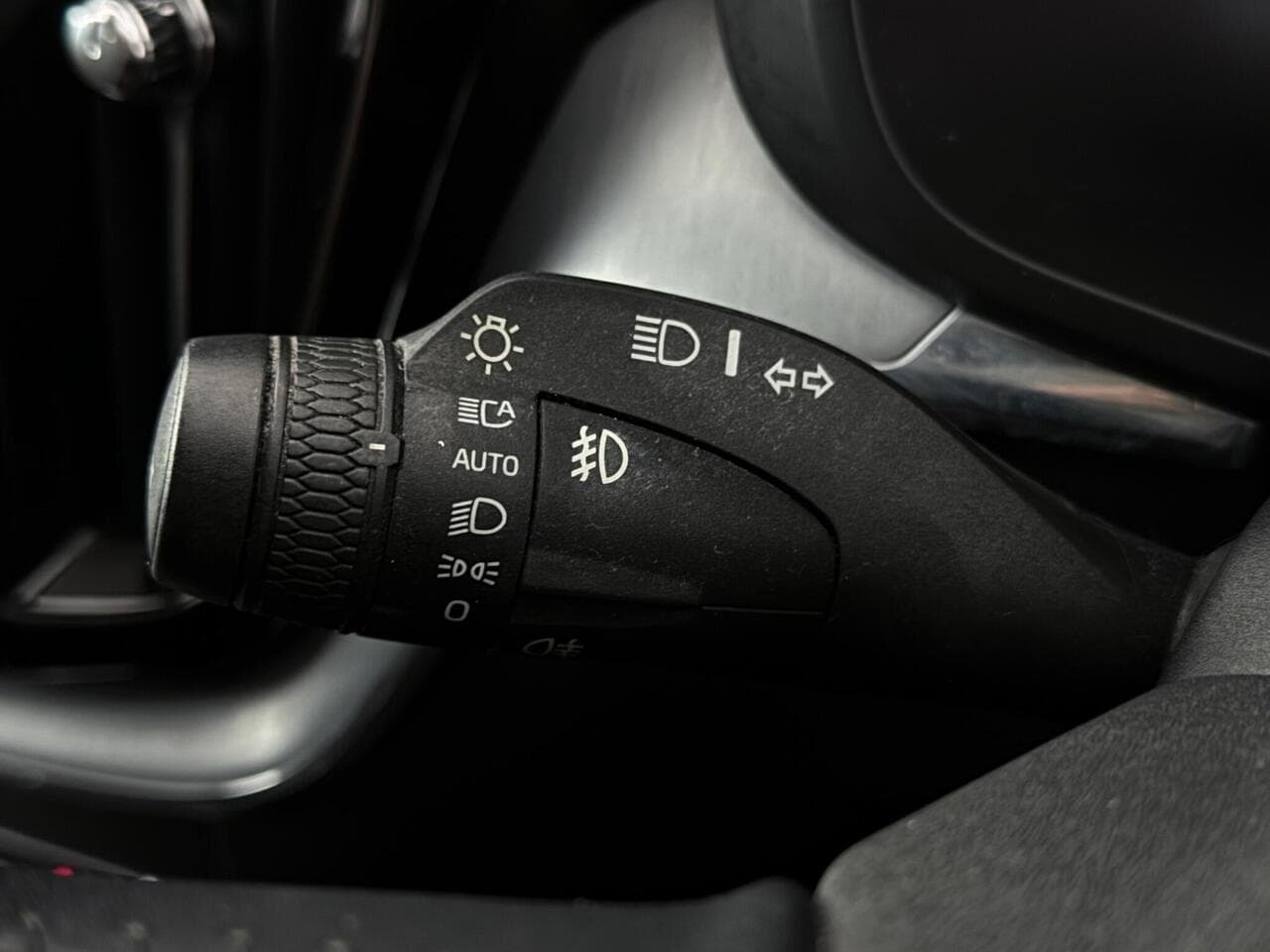 Volvo XC60 thumbnail Misc Controls