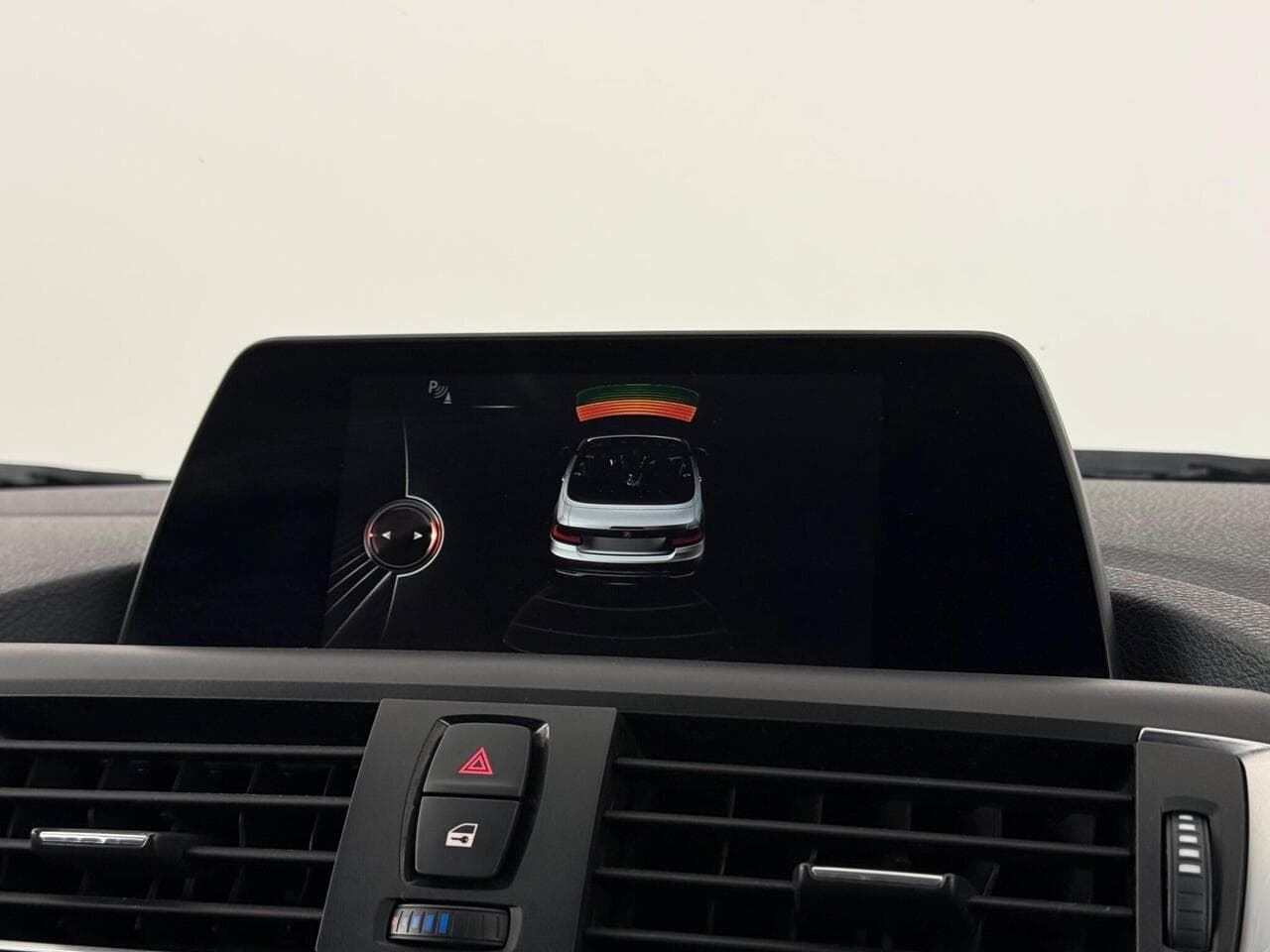 BMW 2 Series thumbnail Infotainment System
