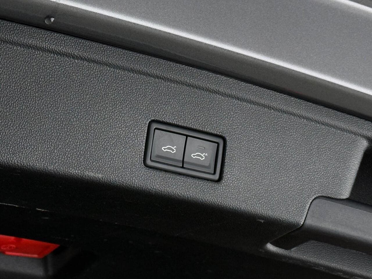 Volkswagen Touareg thumbnail Misc Controls