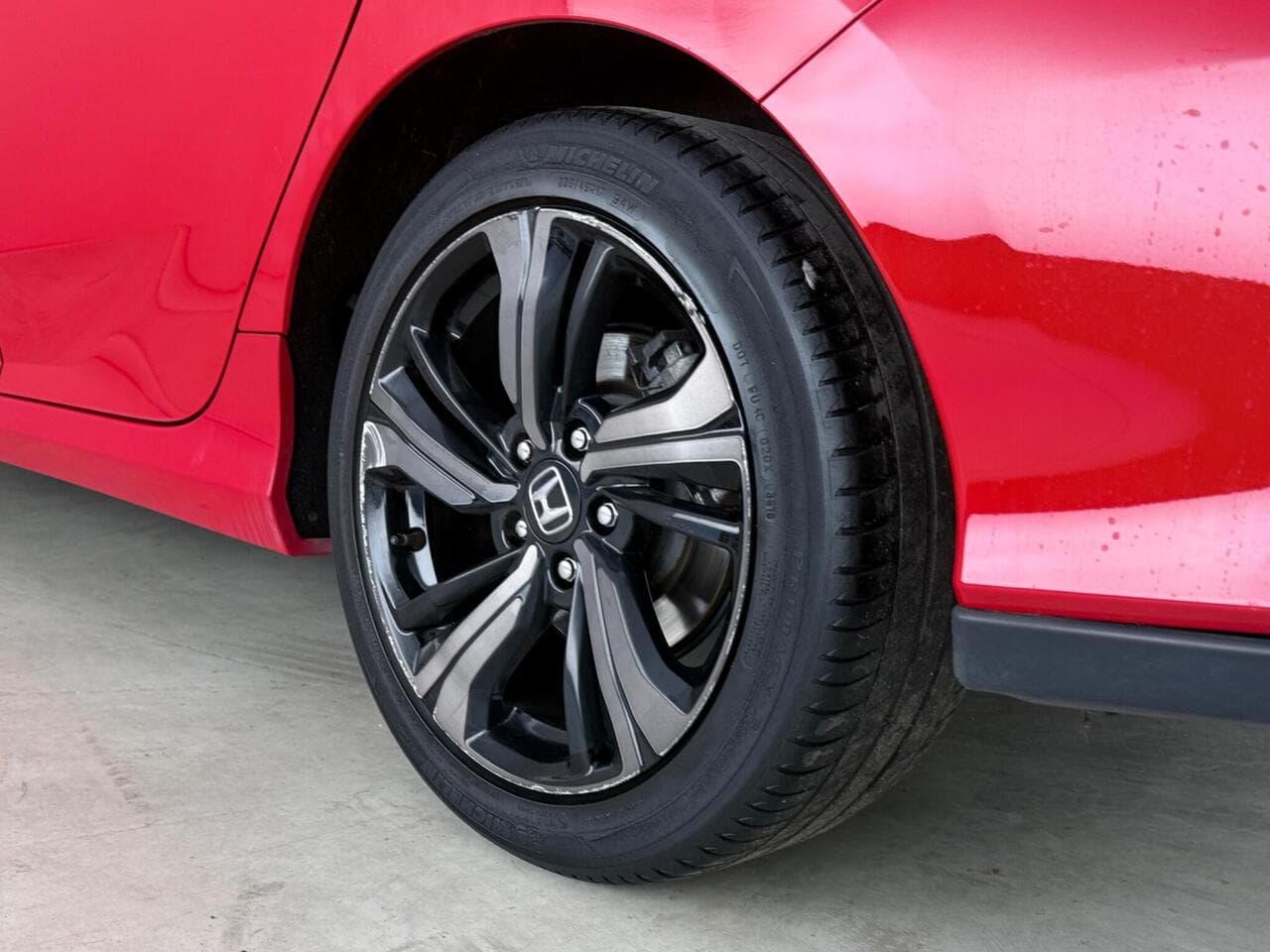 Honda Civic thumbnail Wheel