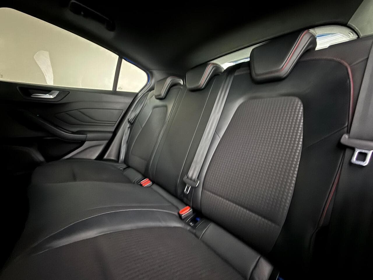 Ford Focus thumbnail Seats Rear