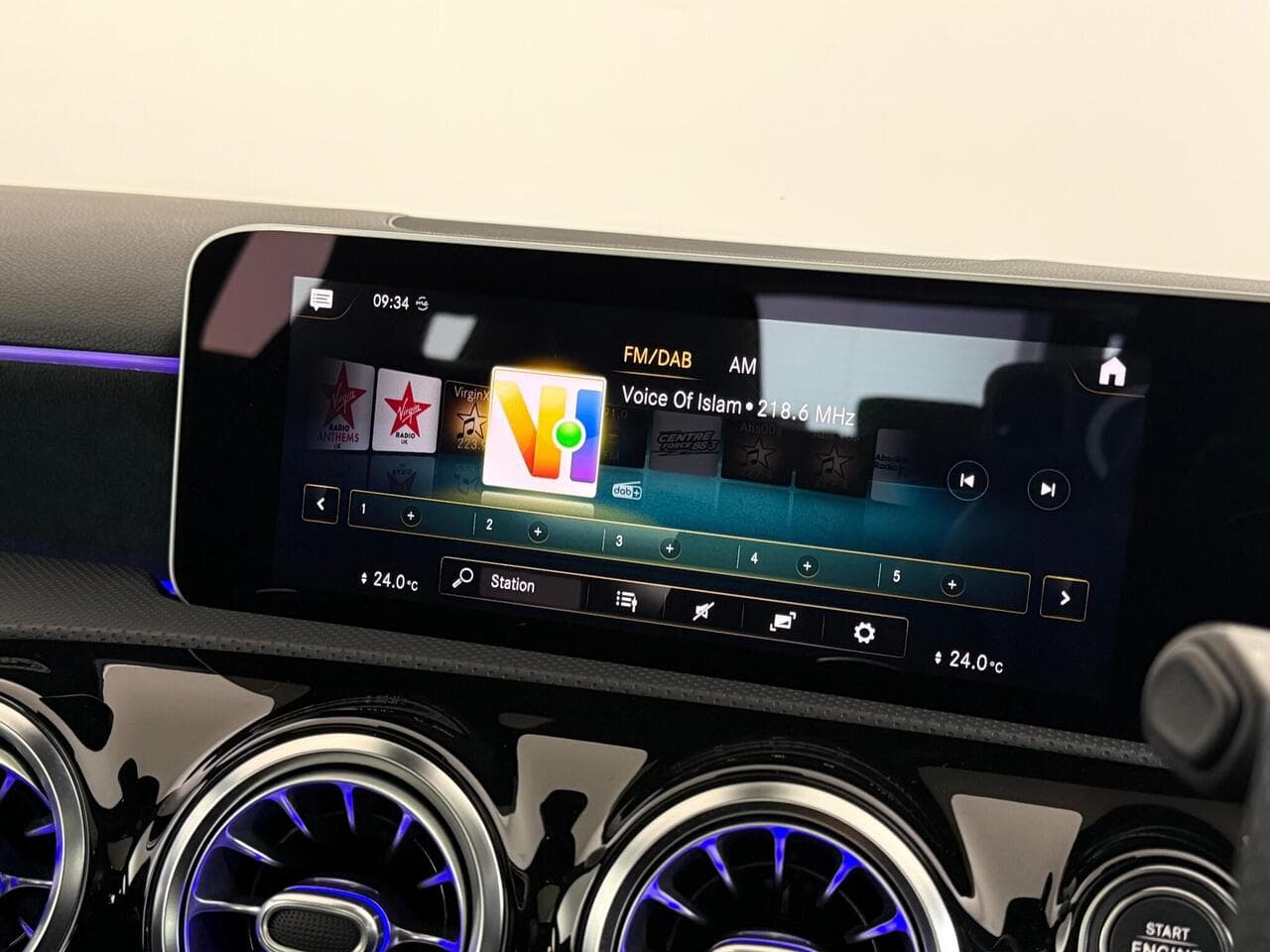 Mercedes-Benz A Class thumbnail Infotainment System