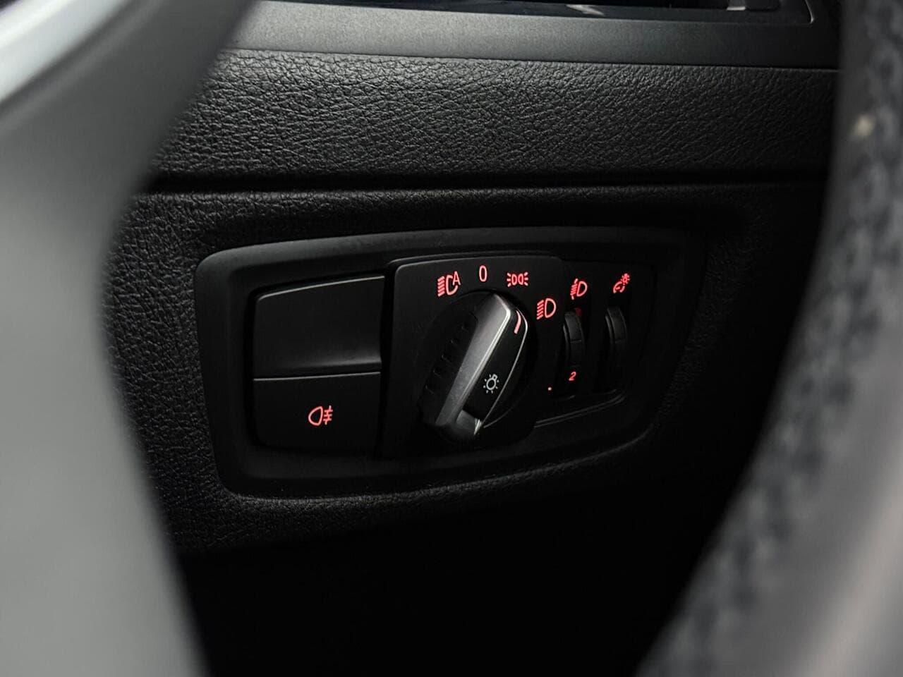 BMW 2 Series thumbnail Misc Controls
