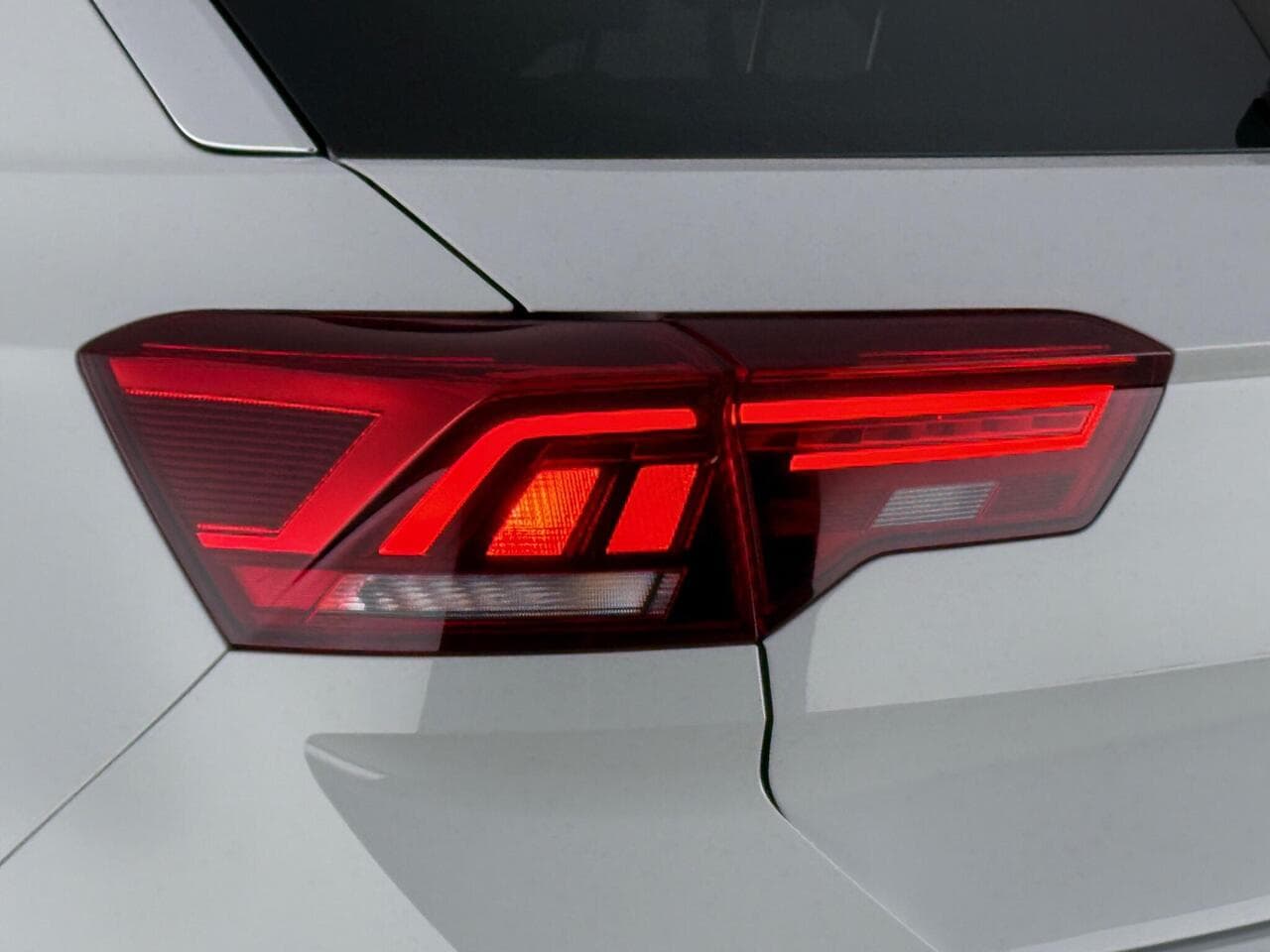 Volkswagen T-Roc thumbnail Lights Rear