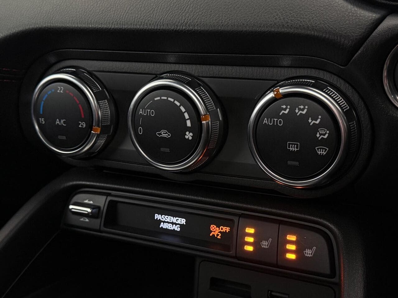 Mazda MX-5 RF thumbnail Driver Instruments