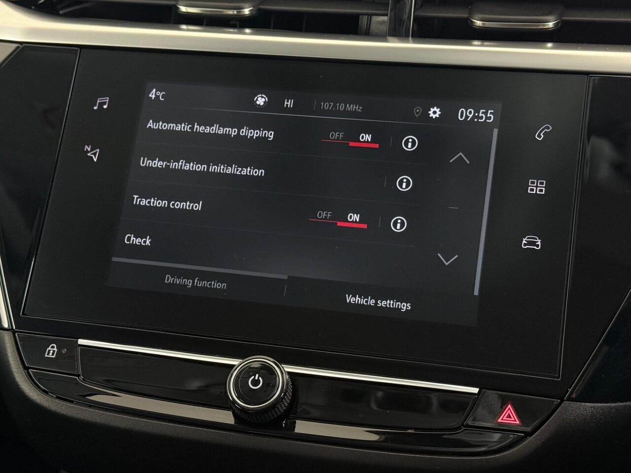 Vauxhall Corsa thumbnail Infotainment System