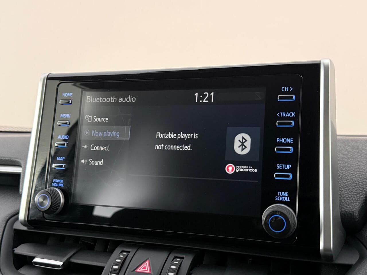 Toyota RAV4 thumbnail Infotainment System