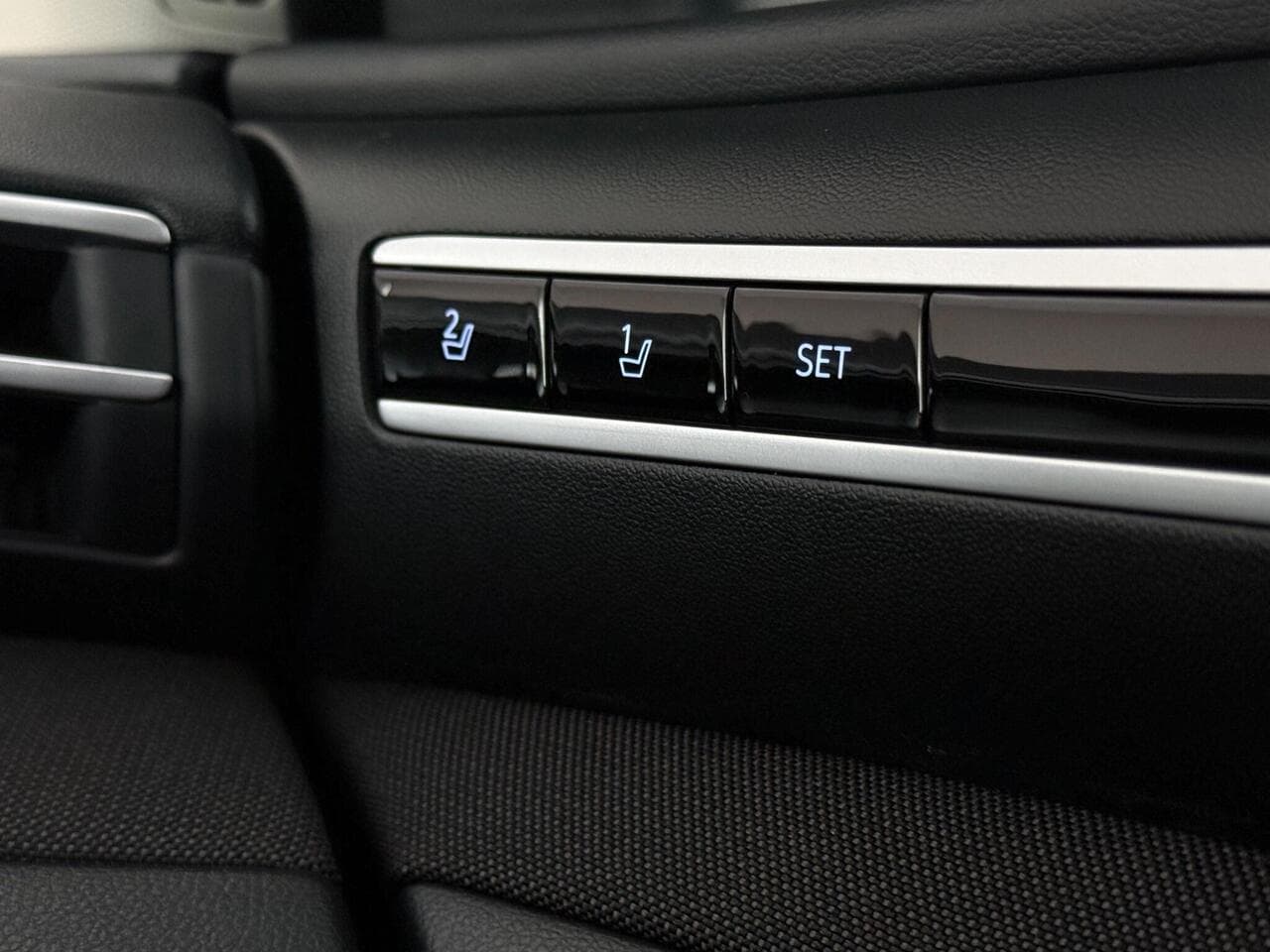 Hyundai TUCSON thumbnail Misc Controls