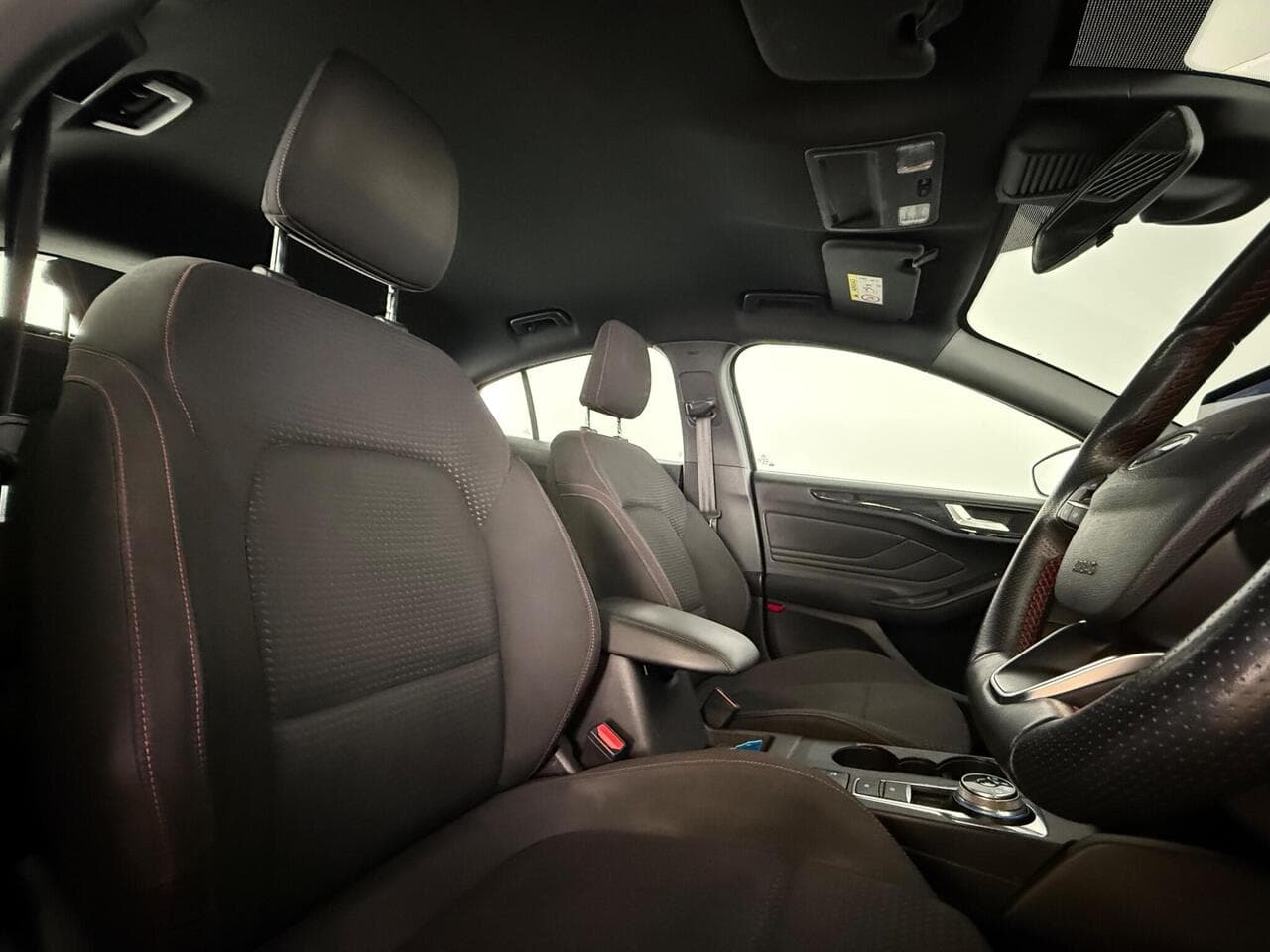 Ford Focus thumbnail Seat Driver