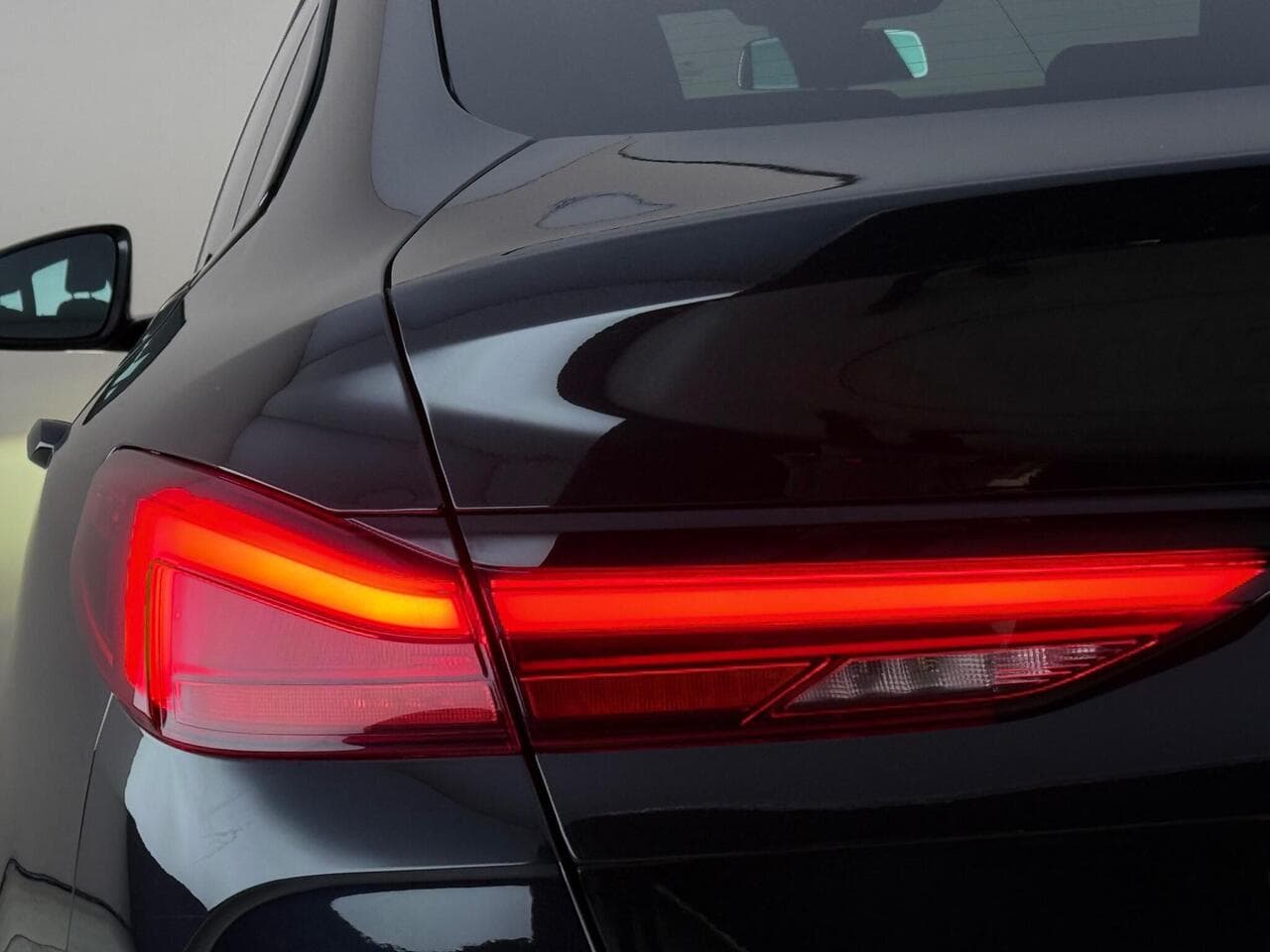 BMW 2 Series Gran Coupe thumbnail Lights Rear