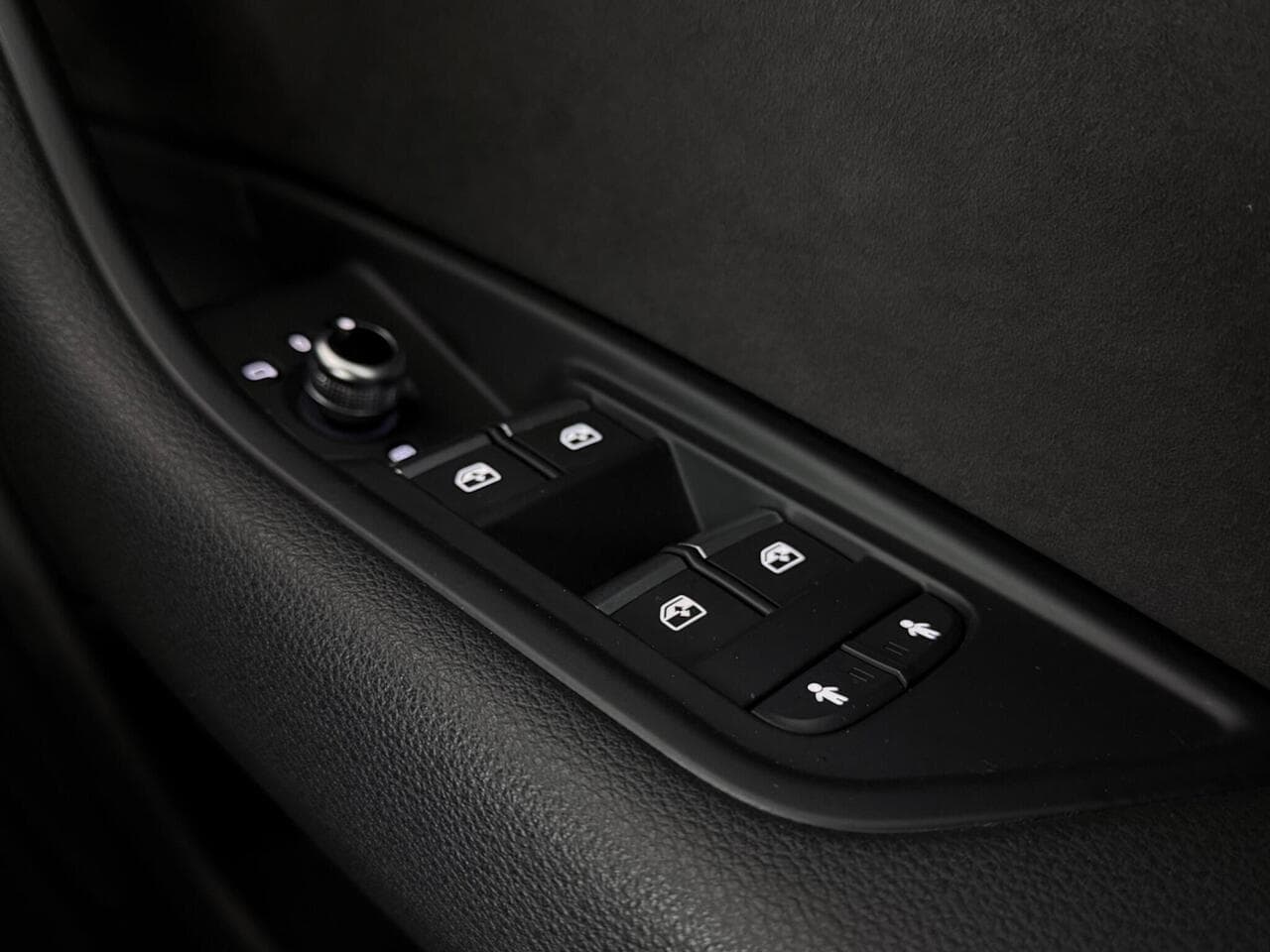 Audi A5 thumbnail Misc Controls