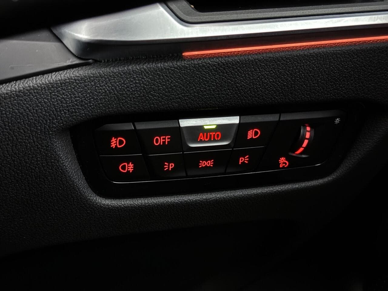 BMW 4 Series thumbnail Misc Controls