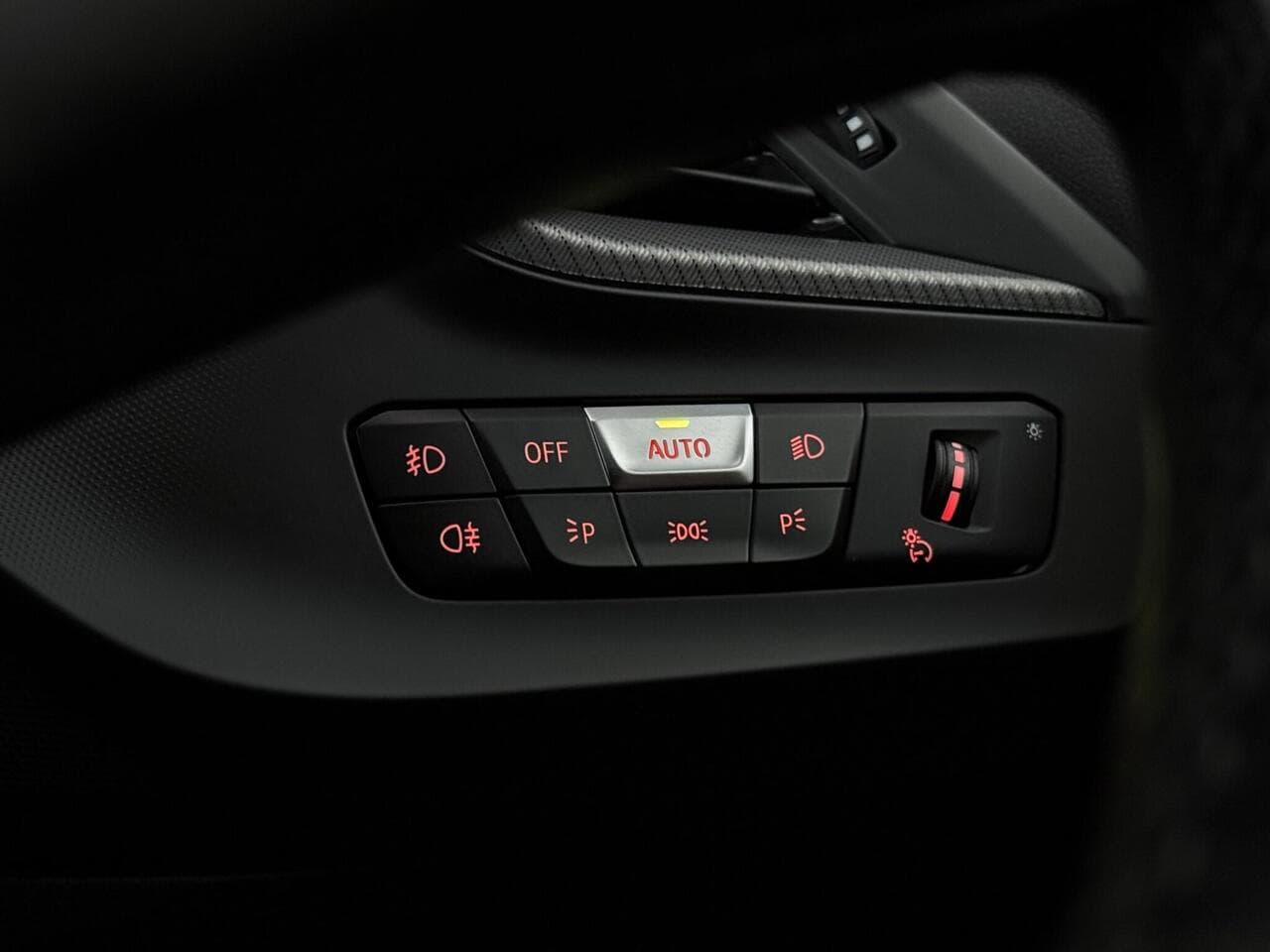 BMW 2 Series Gran Coupe thumbnail Misc Controls