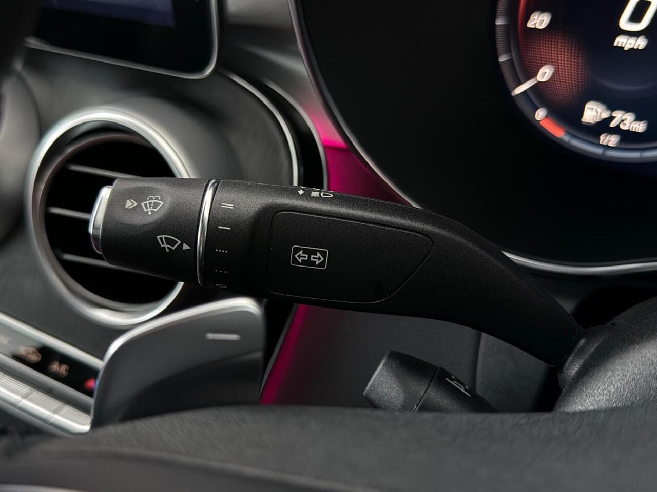 Mercedes-Benz C Class thumbnail Misc Controls