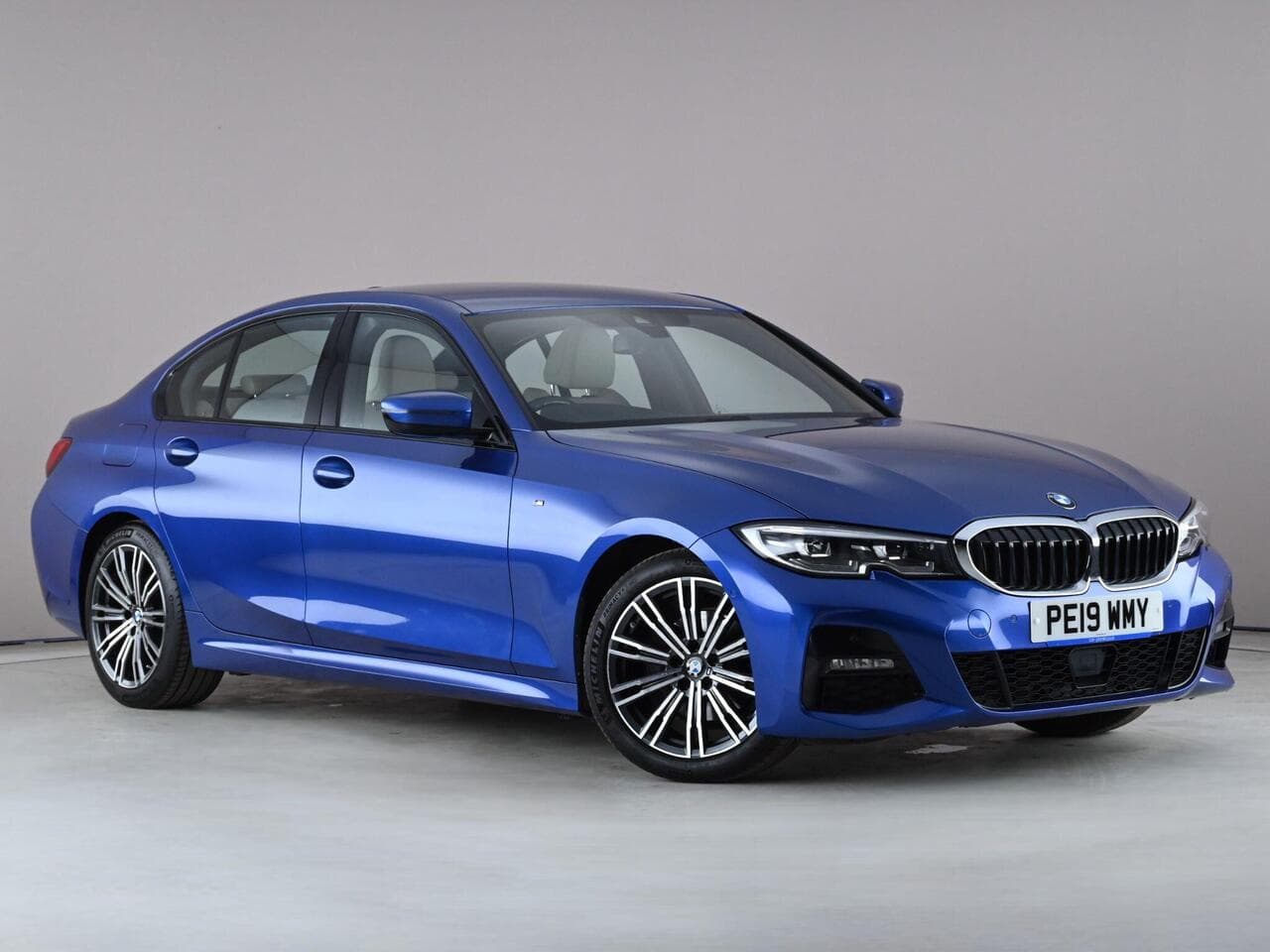 BMW 3 Series - BMW 3 Series 2.0 320d M Sport Auto Euro 6 (s/s) 4dr